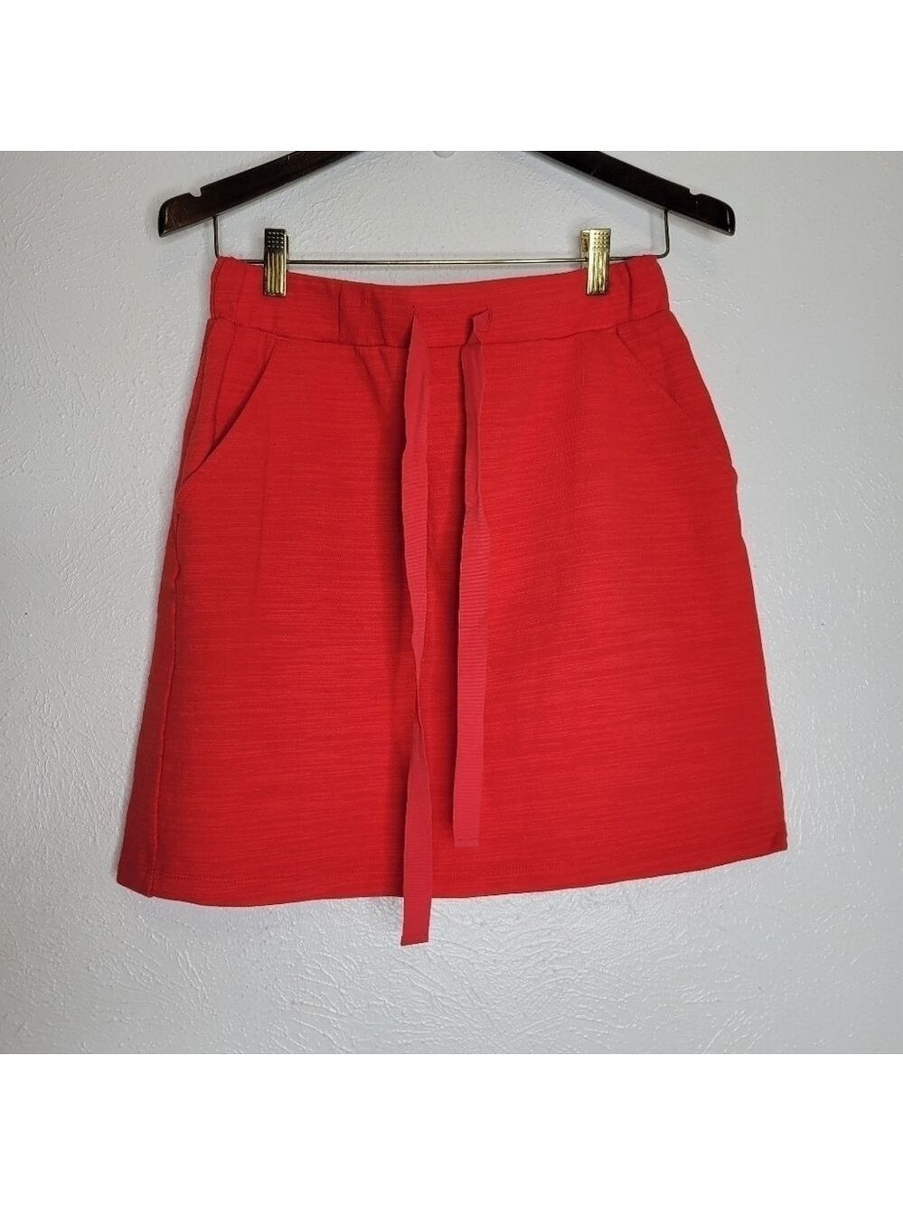 SALE 4/$30 LOFT Textured Red Jogger Skirt Women's Size Small